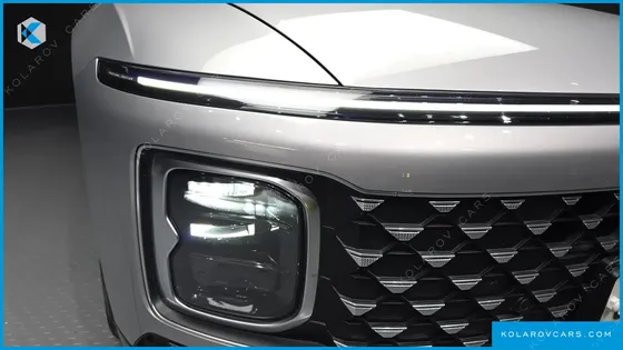 HYUNDAI GRANDEUR PREMIUM