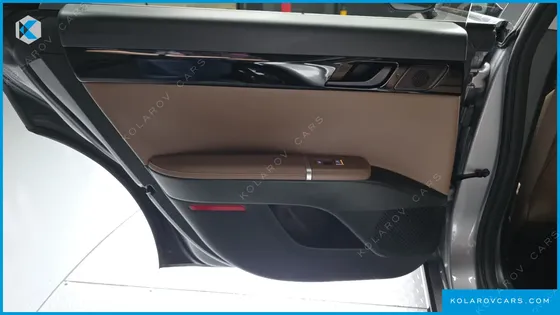 HYUNDAI GRANDEUR PREMIUM