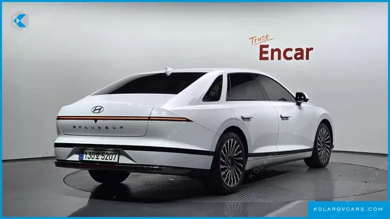 HYUNDAI GRANDEUR CALLIGRAPHY