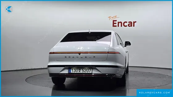 HYUNDAI GRANDEUR CALLIGRAPHY