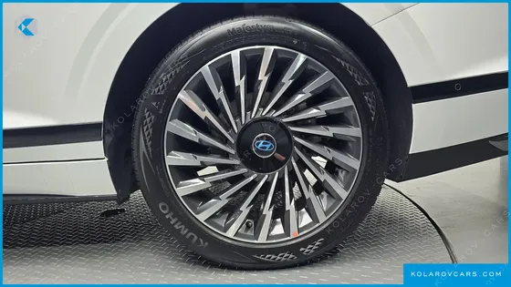 HYUNDAI GRANDEUR CALLIGRAPHY