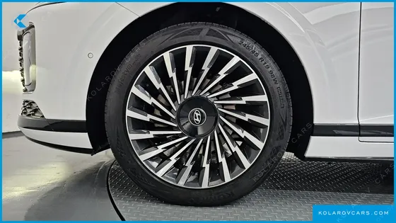 HYUNDAI GRANDEUR CALLIGRAPHY
