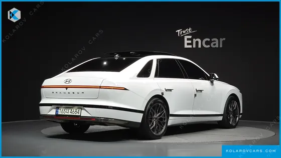 HYUNDAI GRANDEUR CALLIGRAPHY