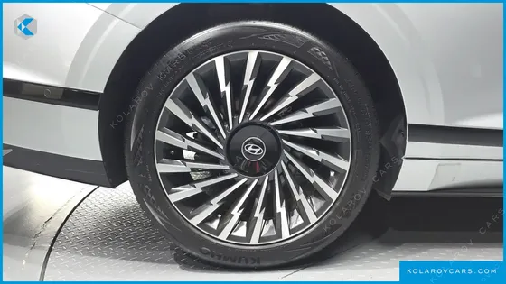 HYUNDAI GRANDEUR CALLIGRAPHY