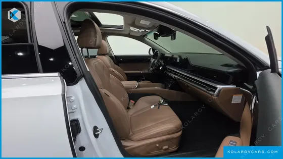 HYUNDAI GRANDEUR PREMIUM