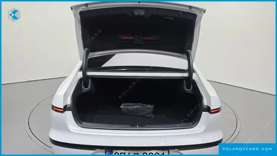 HYUNDAI GRANDEUR PREMIUM