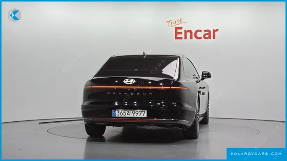 HYUNDAI GRANDEUR CALLIGRAPHY