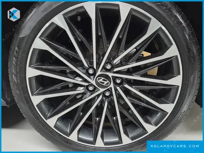 HYUNDAI GRANDEUR CALLIGRAPHY