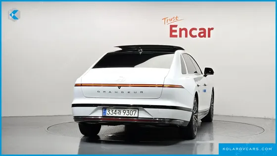 HYUNDAI GRANDEUR CALLIGRAPHY