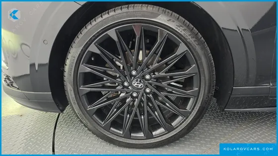 HYUNDAI GRANDEUR CALLIGRAPHY