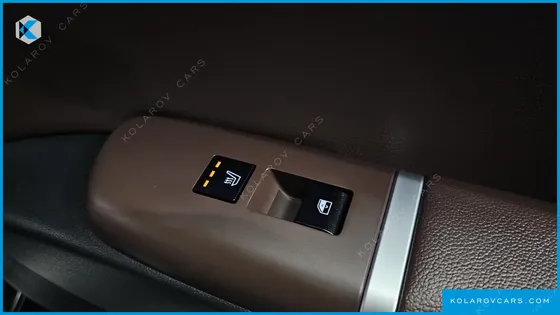 HYUNDAI GRANDEUR PREMIUM