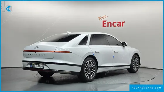 HYUNDAI GRANDEUR CALLIGRAPHY