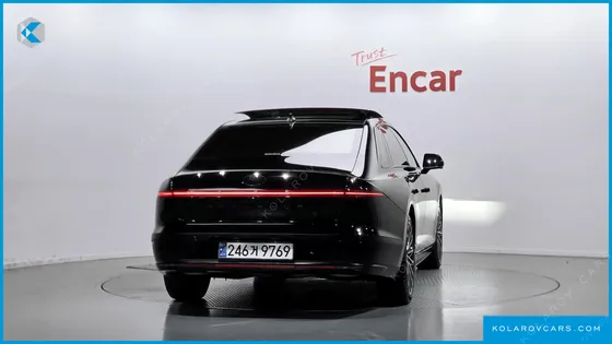 HYUNDAI GRANDEUR CALLIGRAPHY