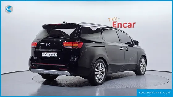KIA CARNIVAL GASOLINE 9-SEATER NOBLESSE