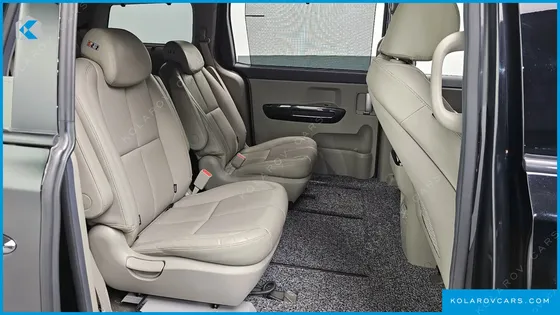 KIA CARNIVAL GASOLINE 9-SEATER NOBLESSE