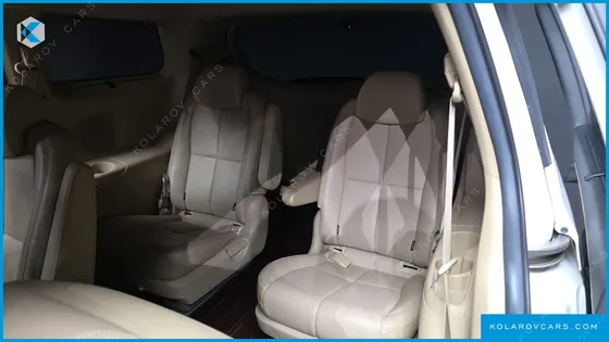 KIA CARNIVAL 9-SEATER NOBLESSE
