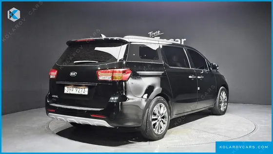 KIA CARNIVAL 9-SEATER NOBLESSE SPECIAL