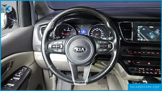 KIA CARNIVAL 9-SEATER NOBLESSE SPECIAL