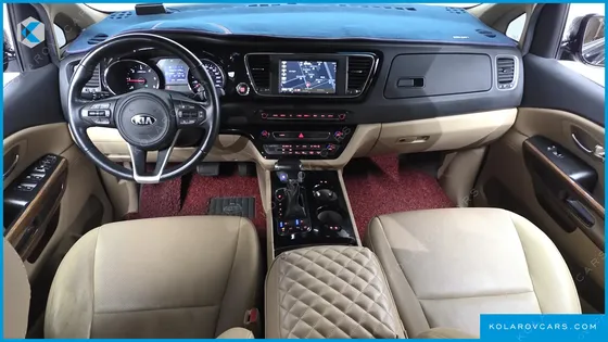 KIA CARNIVAL 9-SEATER HI-LIMOUSINE