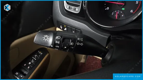 KIA CARNIVAL 9-SEATER HI-LIMOUSINE