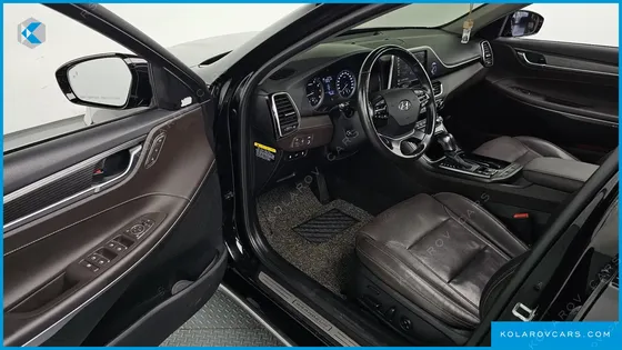 HYUNDAI GRANDEUR 2.4 PREMIUM