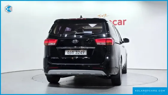KIA CARNIVAL 9-SEATER PRESTIGE