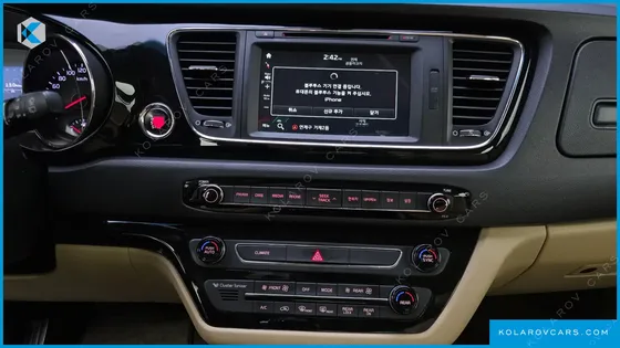 KIA CARNIVAL 9-SEATER PRESTIGE