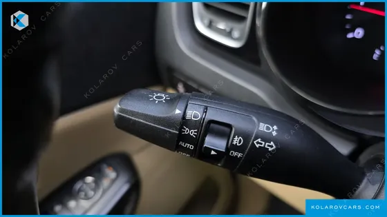 KIA CARNIVAL 9-SEATER PRESTIGE