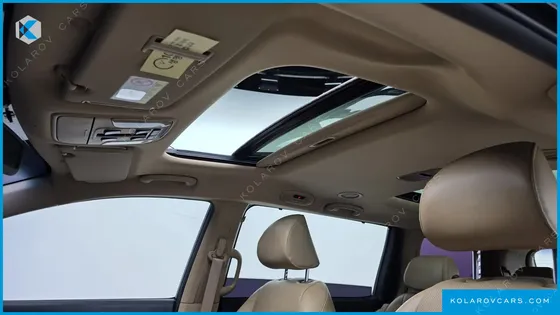 KIA CARNIVAL 9-SEATER PRESTIGE
