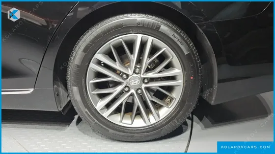 HYUNDAI GRANDEUR 3.0 LPI MODERN (RENTAL CAR)