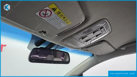 KIA CARNIVAL 11-SEATER NOBLESSE