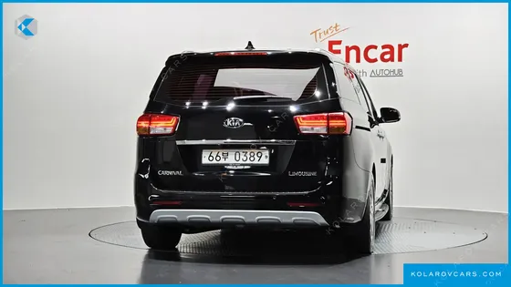 KIA CARNIVAL 7-SEATER LIMOUSINE