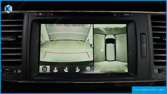 KIA CARNIVAL 7-SEATER LIMOUSINE
