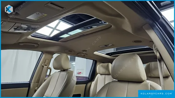 KIA CARNIVAL 7-SEATER LIMOUSINE