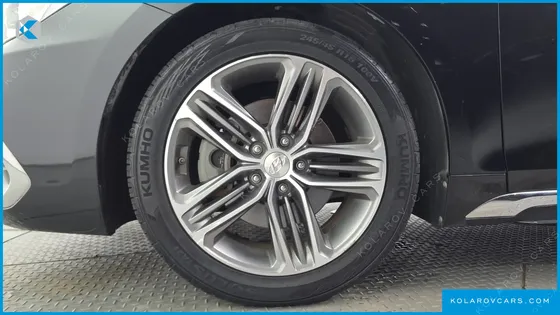 HYUNDAI GRANDEUR 3.0 LPI MODERN (RENTAL CAR)