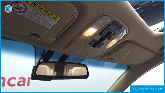 KIA CARNIVAL 9-SEATER NOBLESSE
