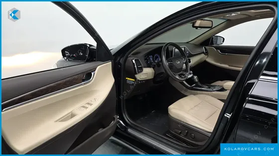HYUNDAI GRANDEUR 2.4 PREMIUM