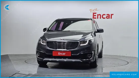 KIA CARNIVAL 9-SEATER LUXURY