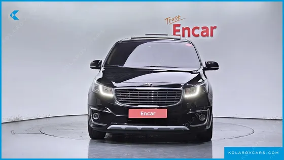 KIA CARNIVAL 9-SEATER NOBLESSE