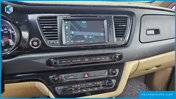 KIA CARNIVAL 9-SEATER NOBLESSE