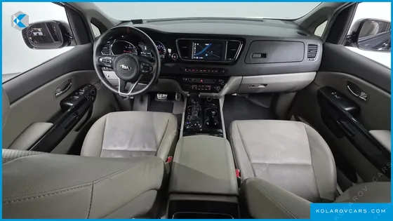 KIA CARNIVAL 9-SEATER PRESTIGE