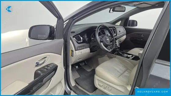 KIA CARNIVAL 9-SEATER PRESTIGE