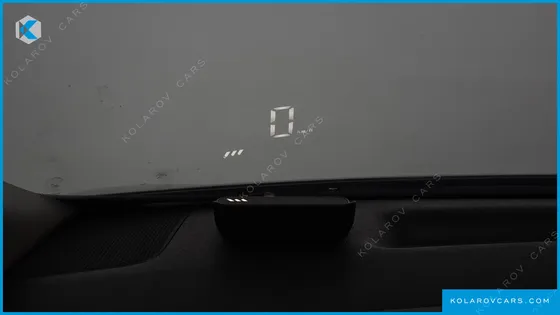 KIA CARNIVAL 9-SEATER PRESTIGE