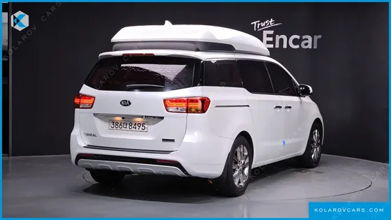 KIA CARNIVAL 9-SEATER HI-LIMOUSINE