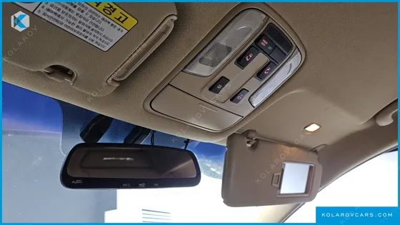 KIA CARNIVAL 9-SEATER HI-LIMOUSINE