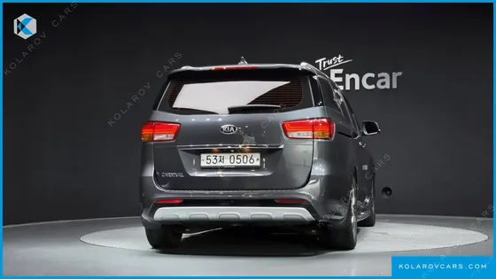 KIA CARNIVAL 9-SEATER PRESTIGE