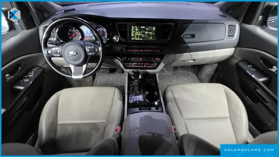 KIA CARNIVAL 9-SEATER PRESTIGE