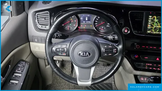 KIA CARNIVAL 9-SEATER PRESTIGE