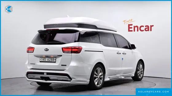 KIA CARNIVAL 9-SEATER HI-LIMOUSINE