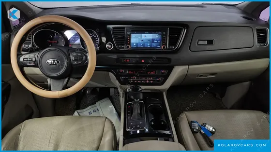 KIA CARNIVAL 9-SEATER PRESTIGE